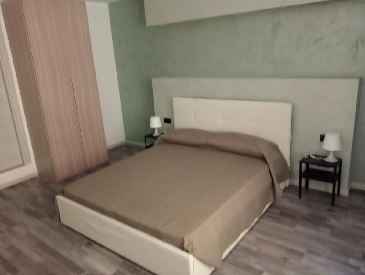 Santiago Rooms Caltagirone Exterior foto